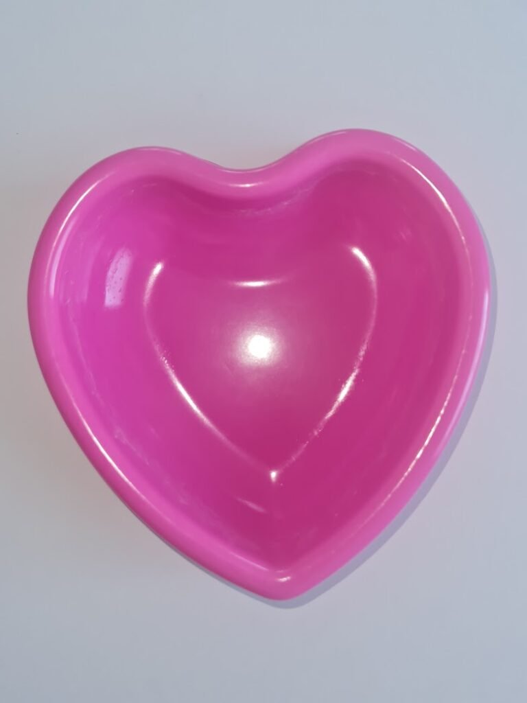Gamelle rose en forme de cœur